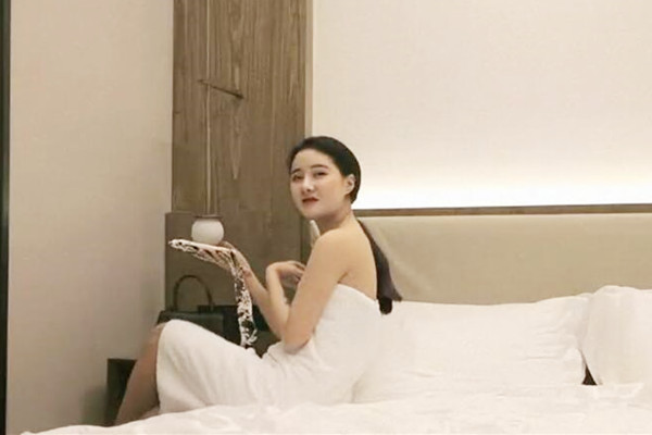 黑 衣妹 子 啪 啪互 摸 特 写 口 交